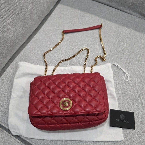 Versace Red Quilted Nappa Leather Medusa Shoulder Bag – Gold Hardware - Picture 3 of 17